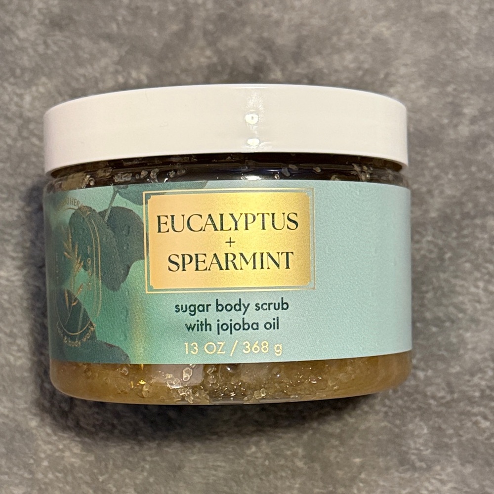 Bath and Body Works Eucalyptus + Spearmint Sugar Body Scrub with Jojoba Oil NWT